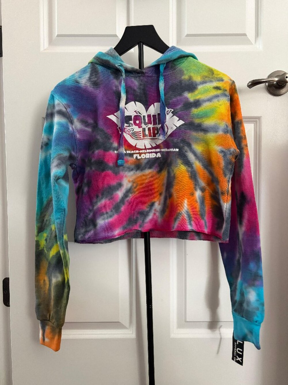 Women’s Luxe Rainbow Tie-Dye "Squid Lips" Cropped Hoodie Small